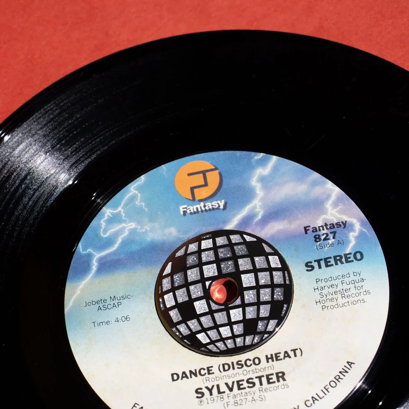 Love And Victory: Disco Ball 45 Adaptor