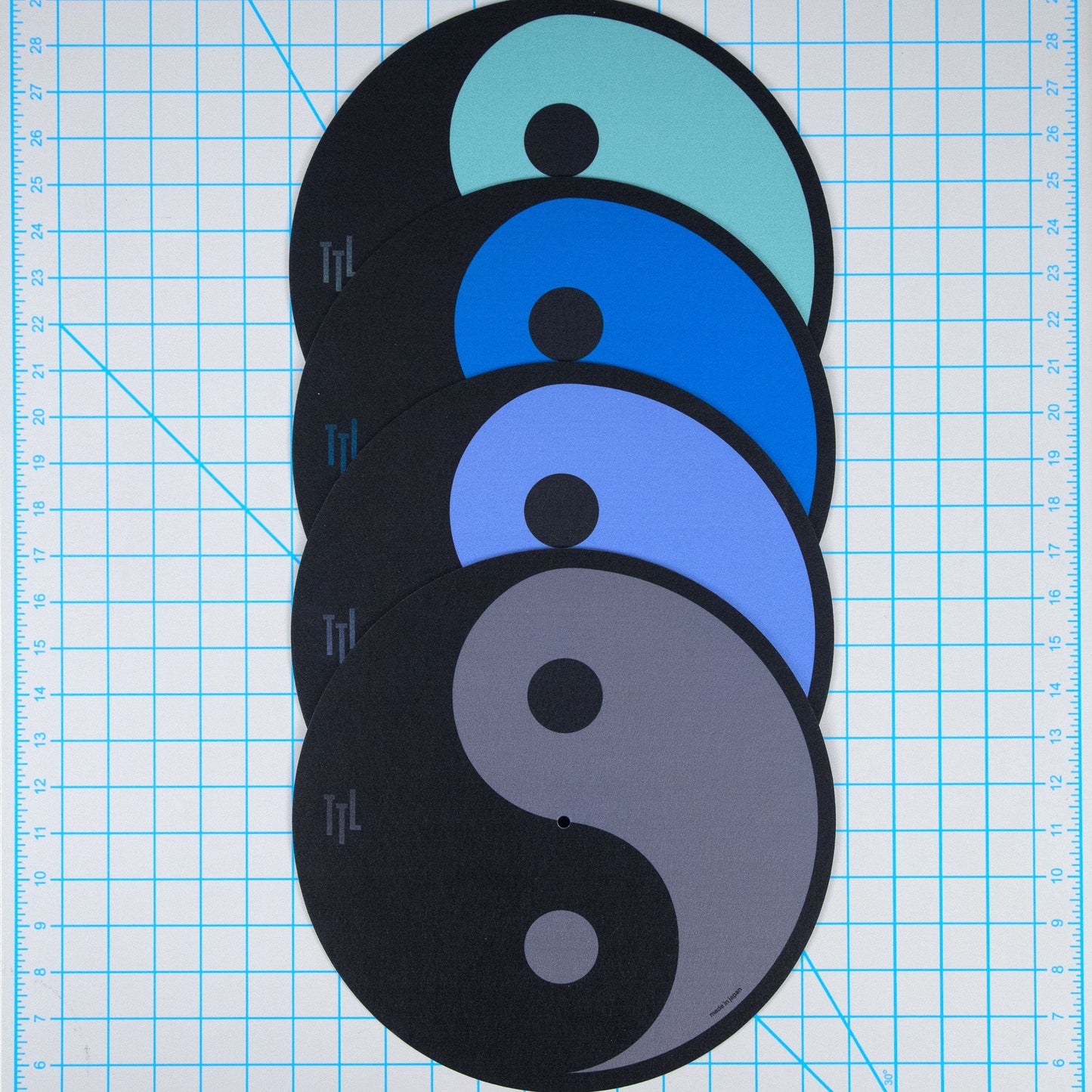 Turntable Lab: Dr. Suzuki Record Mat - Dark Mode